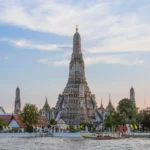 พระปรางค์วัดอรุณริมแม่น้ำเจ้าพระยา ยามพระอาทิตย์ตก